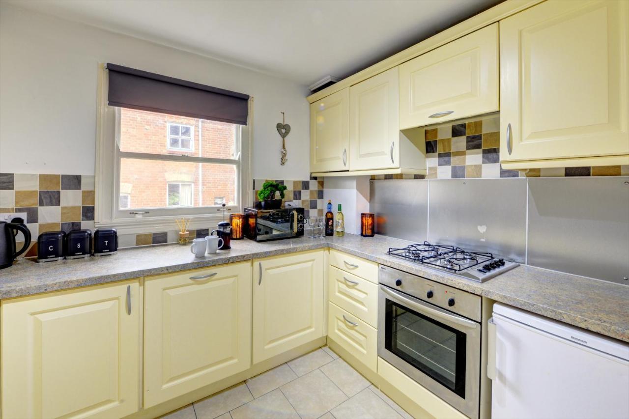 Beautiful Victorian 2 Bedroom Flat Лестер Екстер'єр фото